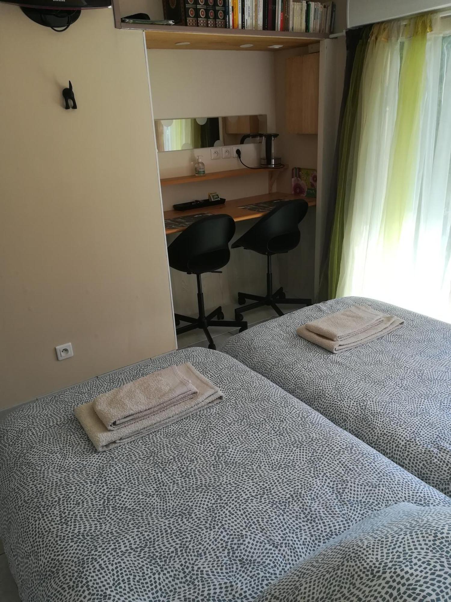 Le Ti'Roussat Bed & Breakfast แซงตรองเดร-เดอ-คุบแซก ภายนอก รูปภาพ